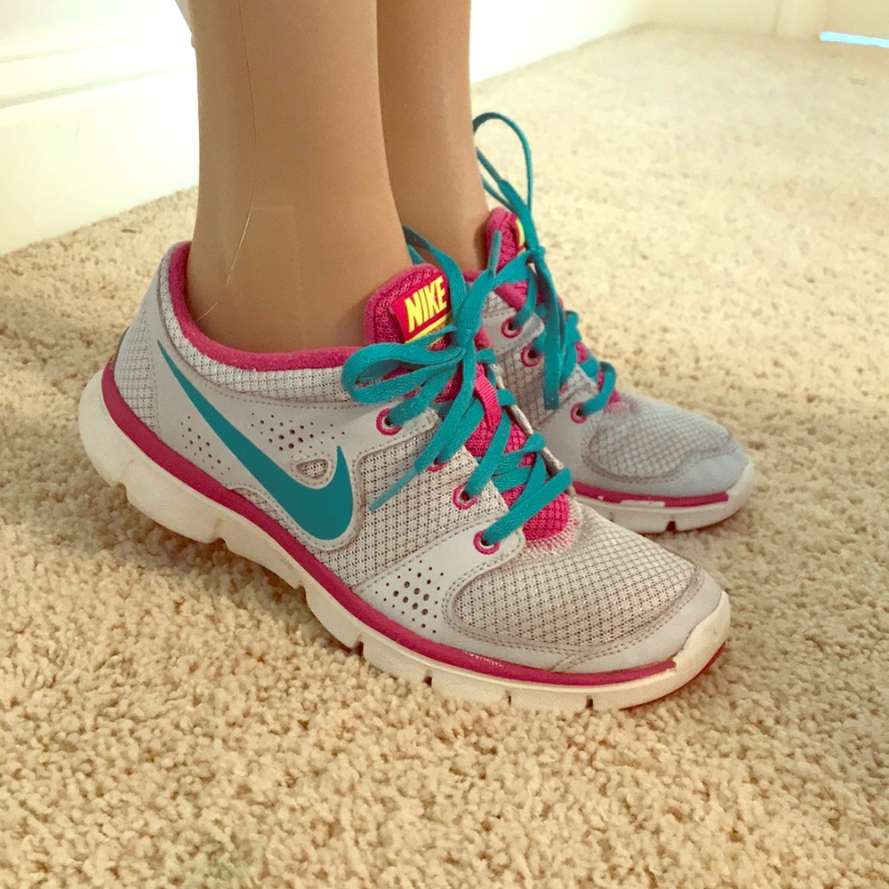 Nike Flex Experience RN 6.5